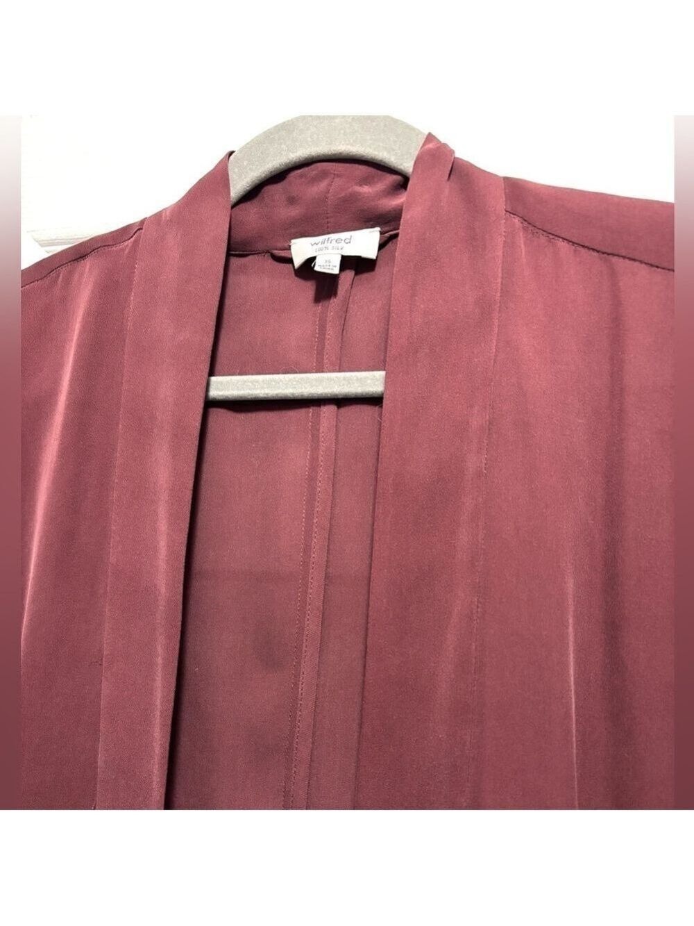 Aritzia Wilfred 100% Silk Cardigan Open Front Drapey Semi Sheer Burgundy Size XS - Picture 4 of 8